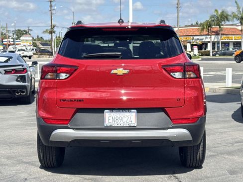 Used 2026 Chevrolet TrailBlazer LT w/ LPO, Blackout Package image 6