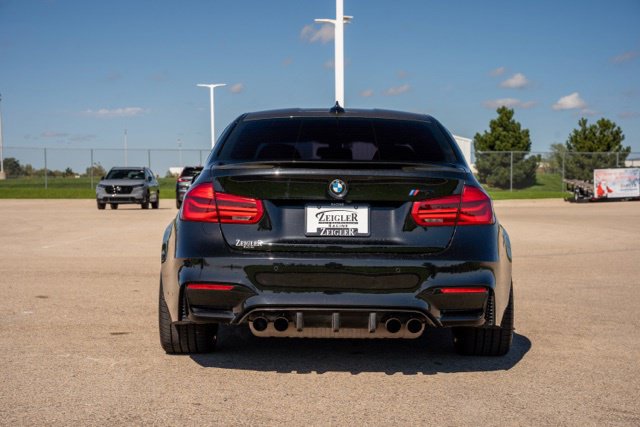 Used 2017 BMW M3 RWD image 6