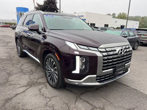 Used 2024 Hyundai Palisade Calligraphy image 7