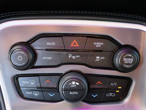 Used 2021 Dodge Challenger R/T image 37