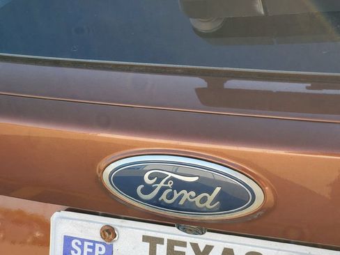 Used 2017 Ford Escape S FWD image 6