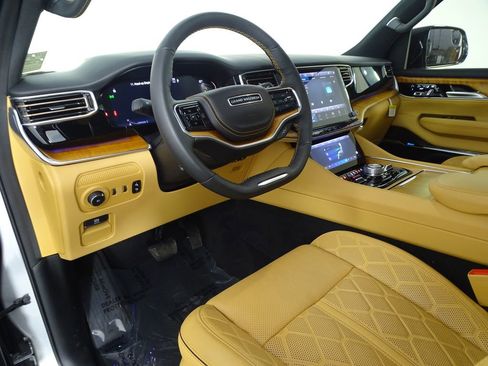 New 2024 Jeep Grand Wagoneer L Series III w/ Rear Seat Video Group 1 image 31