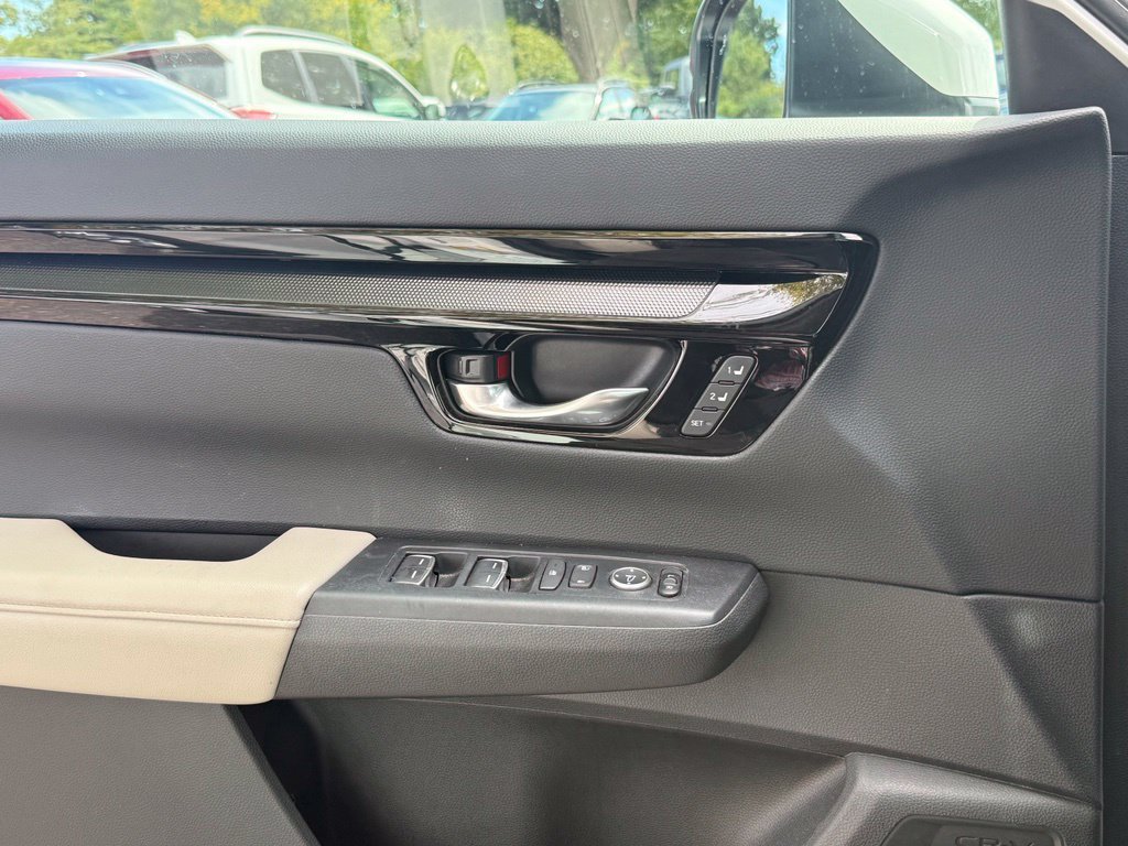Used 2024 Honda CR-V EX-L image 19