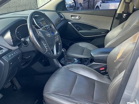 Used 2016 Hyundai Santa Fe SE w/ Option Group 02 FWD image 29