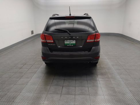 Used 2019 Dodge Journey SE w/ Connectivity Group FWD image 7