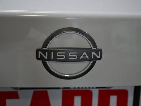 Used 2024 Nissan Sentra SV FWD image 11