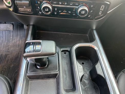 Used 2024 GMC Sierra 1500 SLT w/ SLT Premium Package AWD/4WD image 18