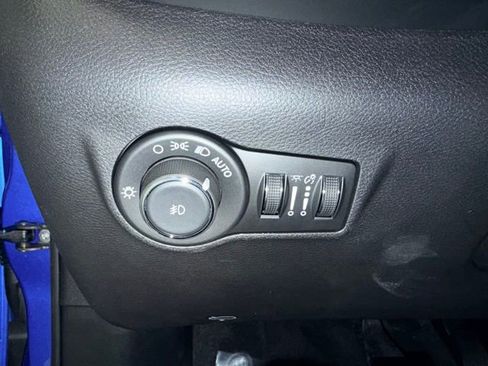 Used 2024 Jeep Compass Limited image 16