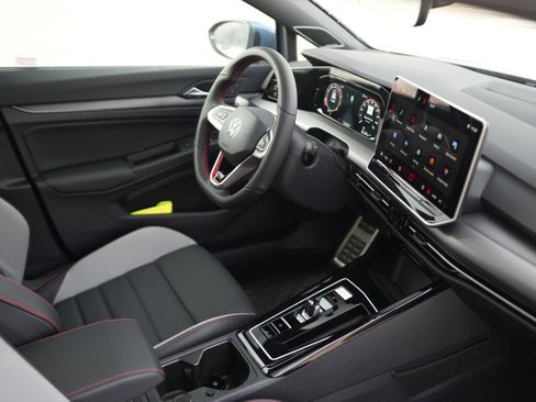 New 2026 Volkswagen GTI SE image 17