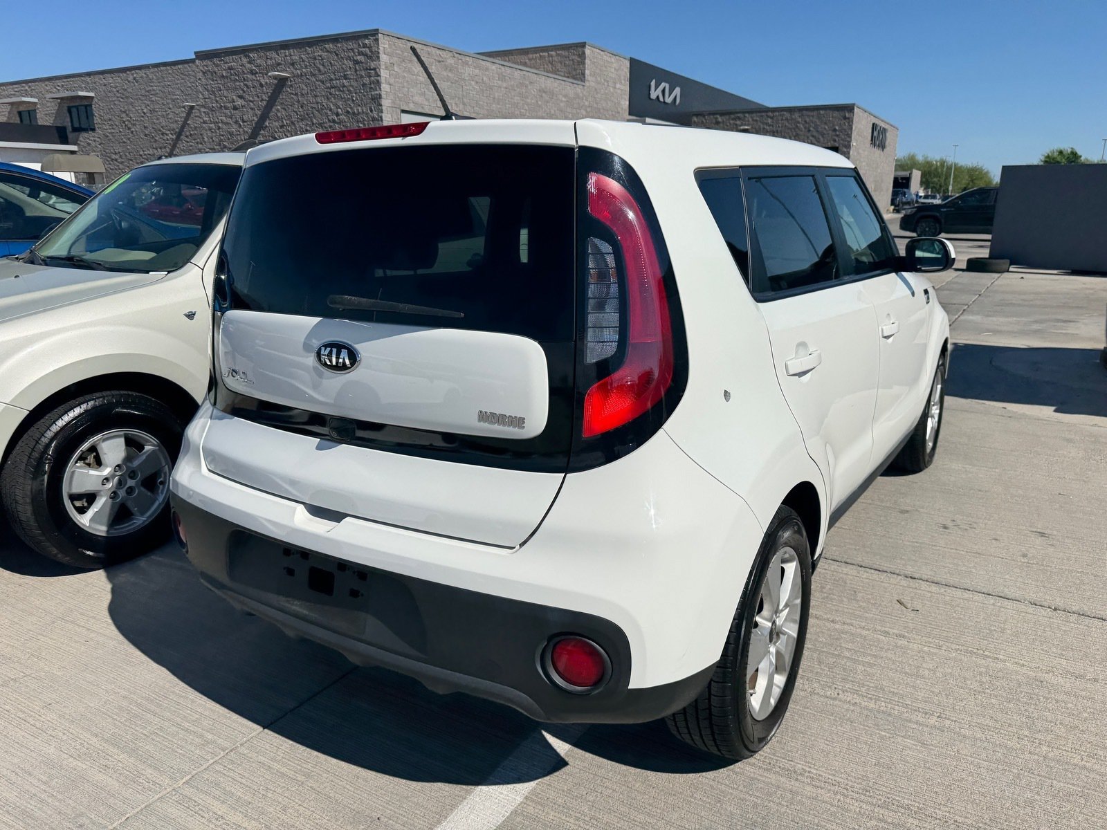 Used 2019 Kia Soul FWD image 4