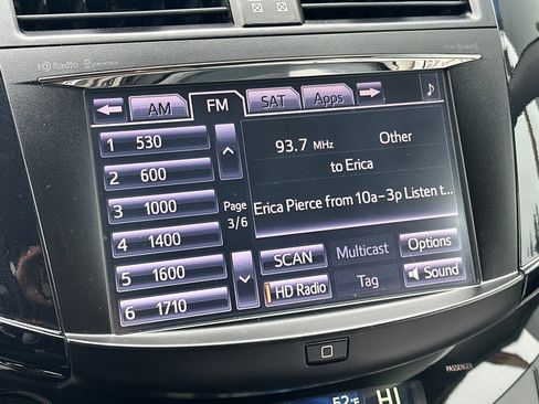 Used 2014 Toyota RAV4 EV image 18