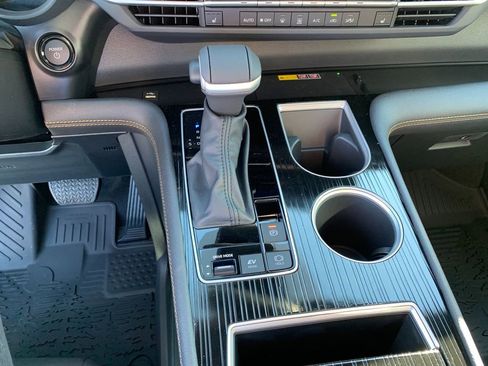 New 2026 Toyota Sienna XLE Woodland Edition AWD/4WD image 26