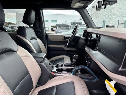 Used 2022 Ford Bronco Wildtrak image 26