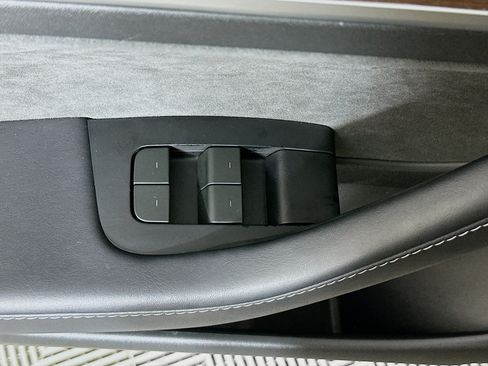 Used 2023 Tesla Model 3 Long Range AWD/4WD image 15