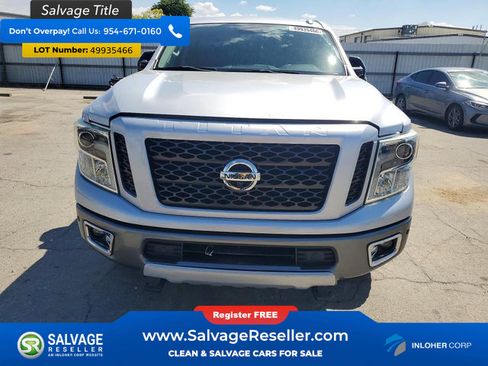Used 2017 Nissan Titan PRO-4X w/ Pro-4x Convenience Package image 7