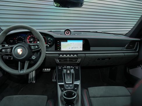 Certified 2024 Porsche 911 Carrera 4 GTS AWD/4WD image 30