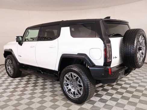 Used 2025 GMC Hummer EV 3X AWD/4WD image 23