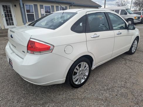 Used 2011 Ford Focus SEL w/ 301A Rapid Spec Order Code FWD image 4