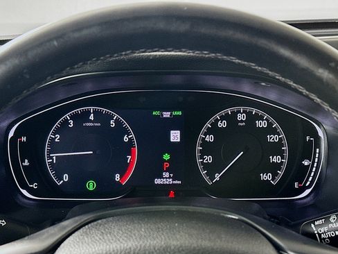Used 2018 Honda Accord Touring image 12