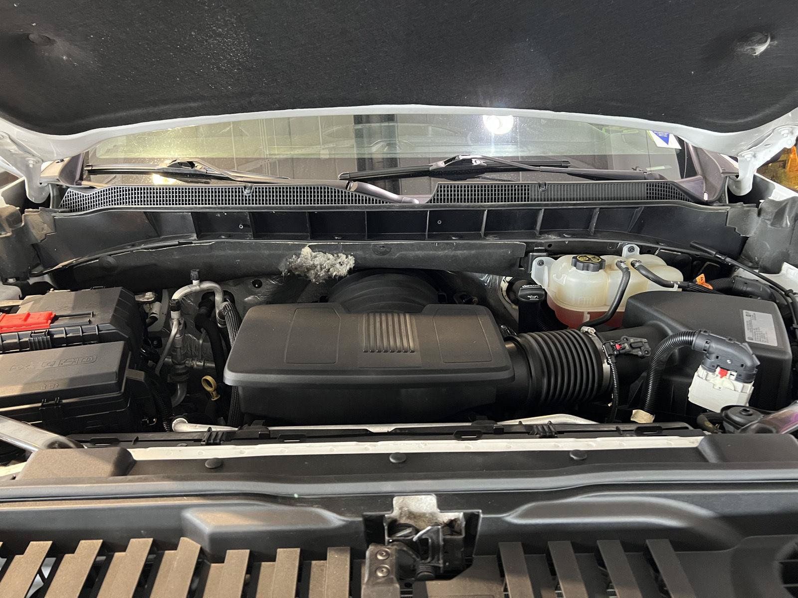 Used 2020 Chevrolet Silverado 1500 RST AWD/4WD image 15
