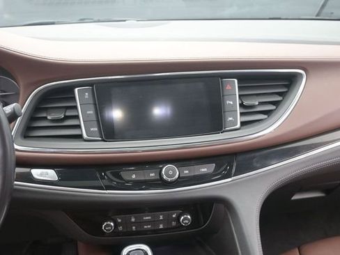 Used 2019 Buick Enclave Avenir w/ Avenir Technology Package AWD/4WD image 26