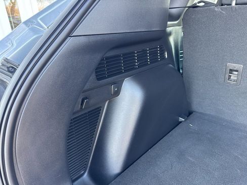 Used 2022 Ford Escape SEL image 36