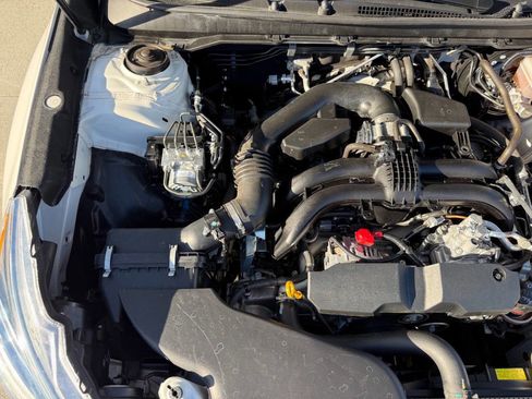 Used 2015 Subaru Outback 2.5i Limited image 11