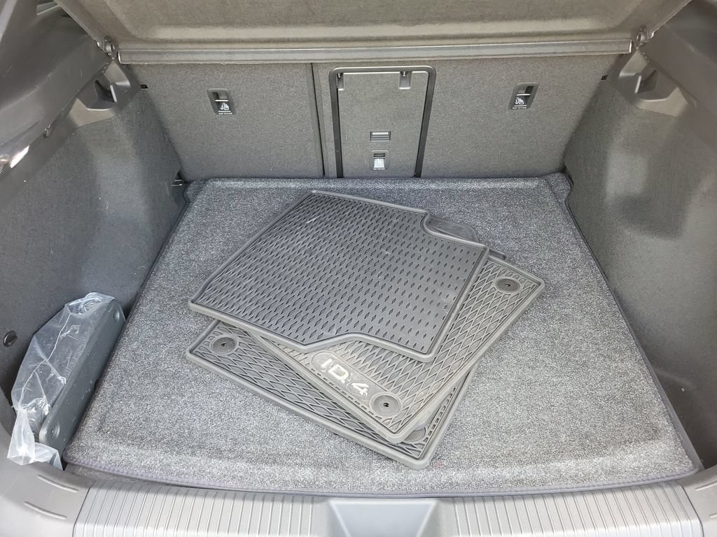 Certified 2025 Volkswagen ID.4 Pro S AWD/4WD image 7