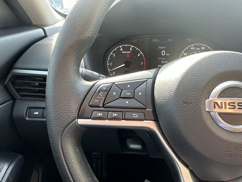 Used 2022 Nissan Altima 2.5 S image 22