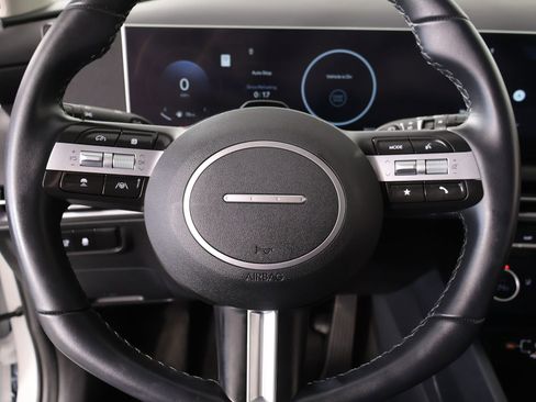 Certified 2025 Hyundai Tucson SEL image 3