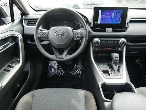 Certified 2025 Toyota RAV4 XLE AWD/4WD image 12