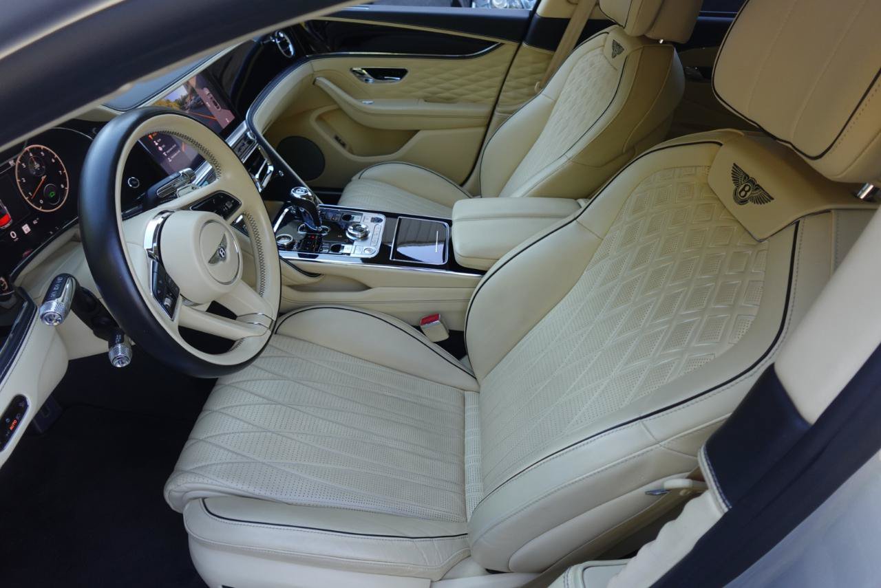 Used 2022 Bentley Flying Spur V8 AWD/4WD image 9