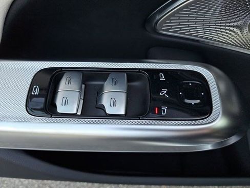Used 2026 Mercedes-Benz E 350 4MATIC Sedan image 29
