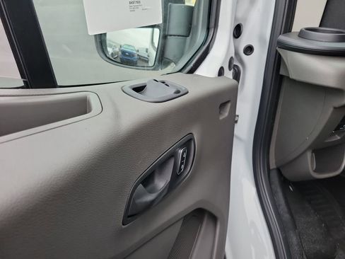 New 2025 Ford Transit 250 148 Medium Roof w/ HVAC Trade Package image 19