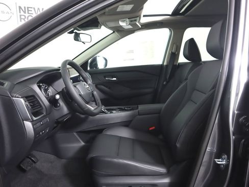 New 2026 Nissan Rogue Dark Armor image 8