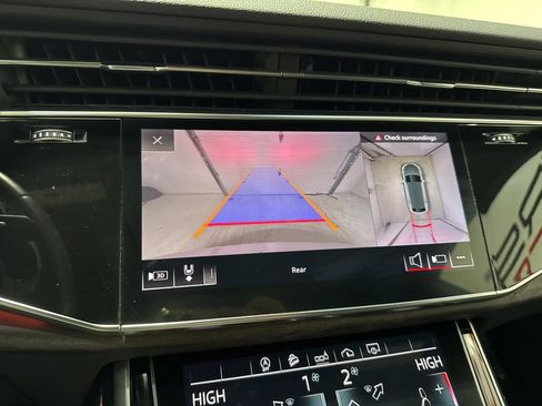 Used 2020 Audi Q8 Premium Plus w/ Premium Plus Package image 28