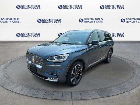 Used 2020 Lincoln Aviator Reserve w/ Equipment Group 202A AWD/4WD image 2