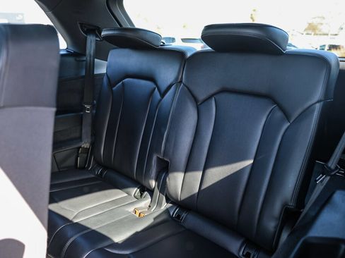 Used 2019 Audi Q7 2.0T Premium Plus w/ Premium Plus Package image 11