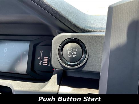 Used 2026 Toyota Tacoma SR5 AWD/4WD image 39