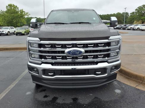 Used 2024 Ford F250 Lariat w/ Chrome Package image 2