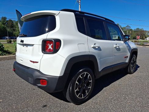 Used 2023 Jeep Renegade Trailhawk image 4