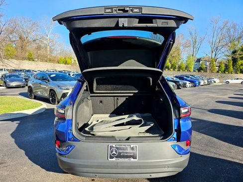 Used 2022 Volkswagen ID.4 Pro S image 10