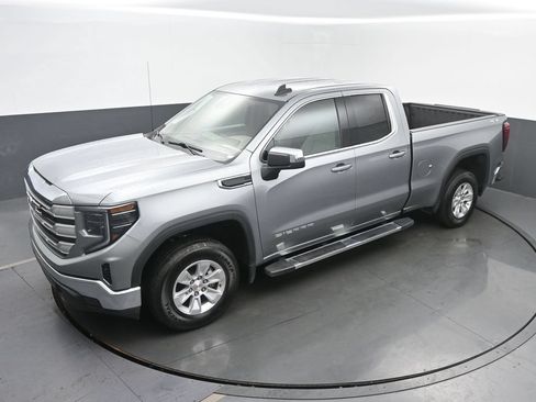 Used 2023 GMC Sierra 1500 SLE w/ Preferred Package AWD/4WD image 39