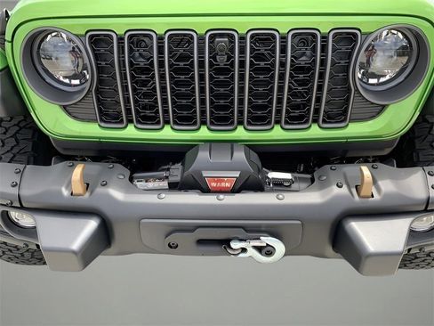 New 2025 Jeep Wrangler Unlimited Rubicon 392 image 16