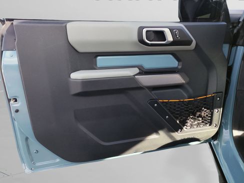 Used 2023 Ford Bronco Badlands image 24