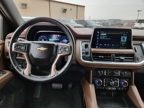 Used 2023 Chevrolet Tahoe High Country image 11