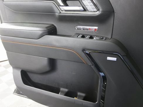 Used 2024 GMC Sierra 1500 AT4 w/ Technology Package image 26