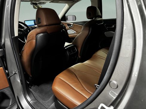 Certified 2023 Acura RDX AWD w/ Technology Package image 10