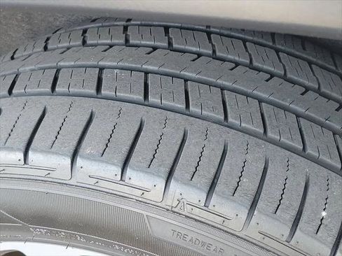 Certified 2018 Jeep Grand Cherokee Limited RWD image 4