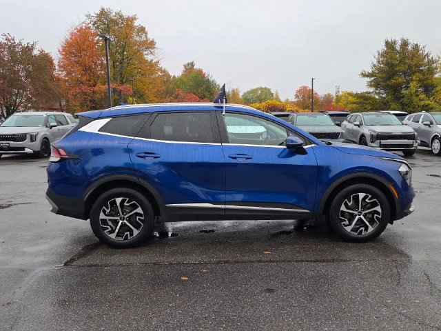 Certified 2023 Kia Sportage EX AWD/4WD image 9